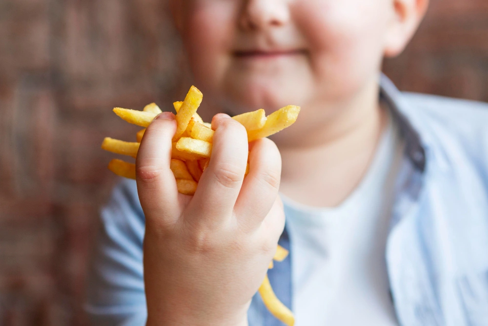 ¿Cómo prevenir la obesidad infantil en el Perú?: Guía clave para padres